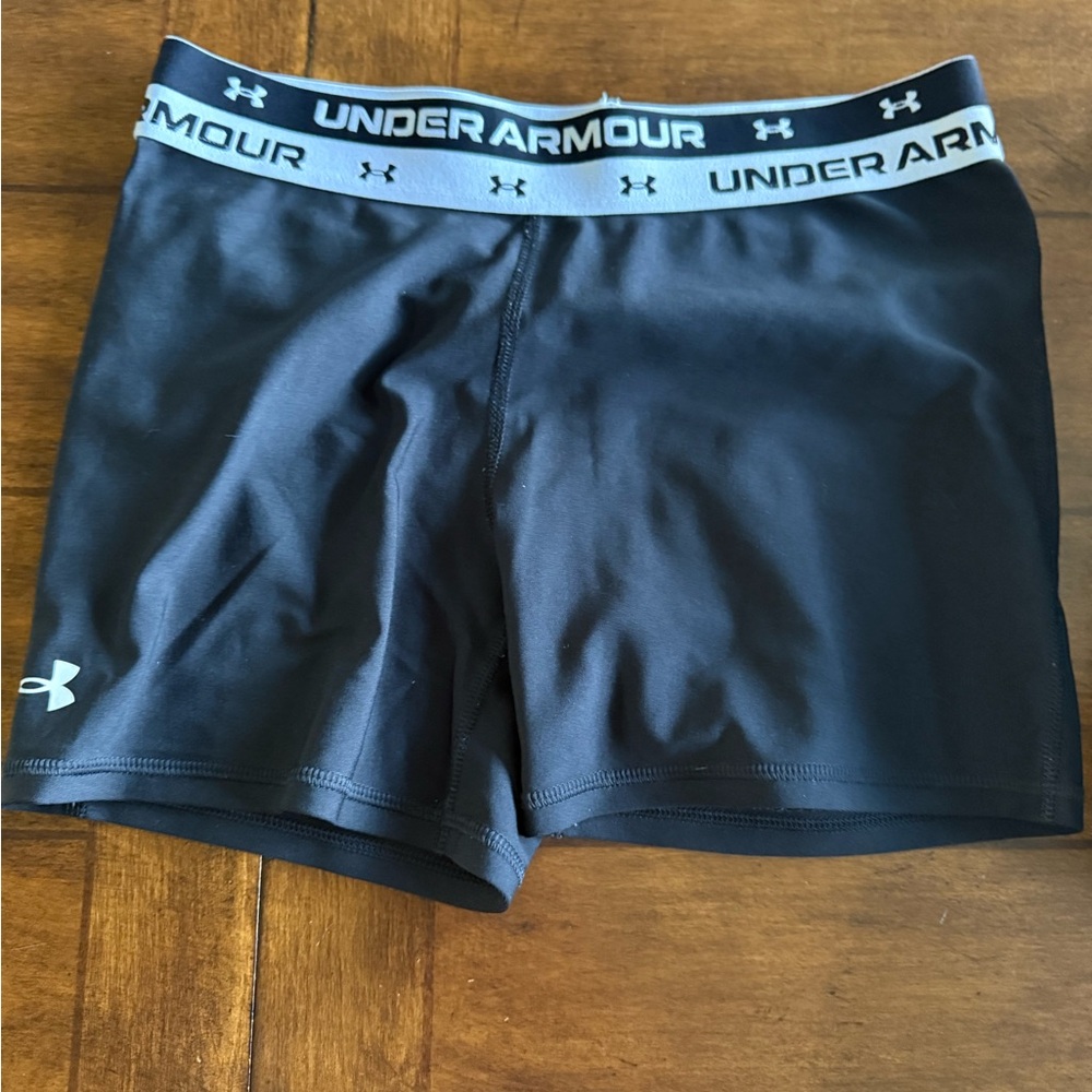Under Armour youth large Black Compression Shorts